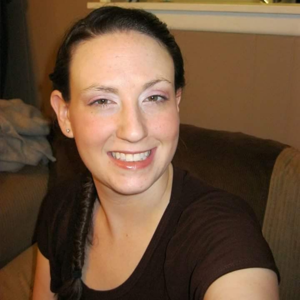 Meet your Posher, Elizabeth